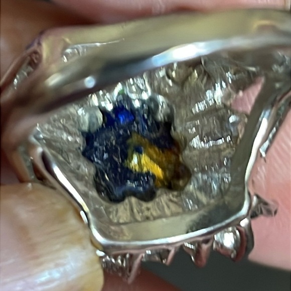 Statement ring 18K T G.E. Cubic zirconia Blue and Silvertone  Ring 5.5” - Picture 5 of 7